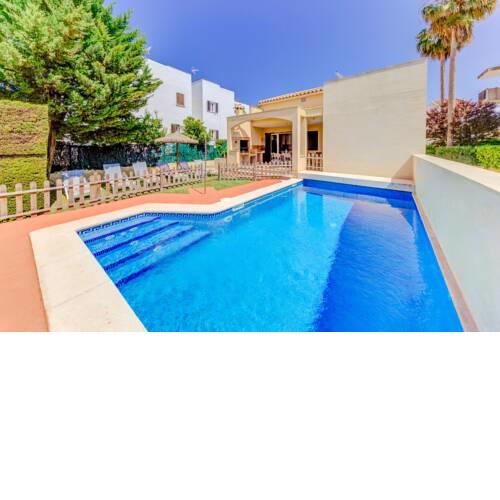 Beach Villa Pino