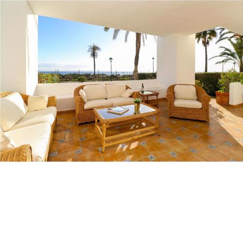 Beachfront apartment - Los Monteros Palm Beach