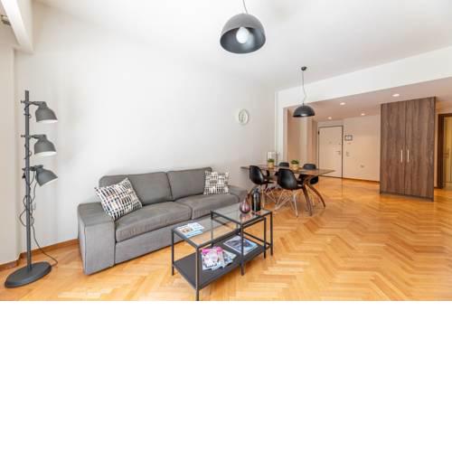 Beachfront Exceptional flat -Athens South