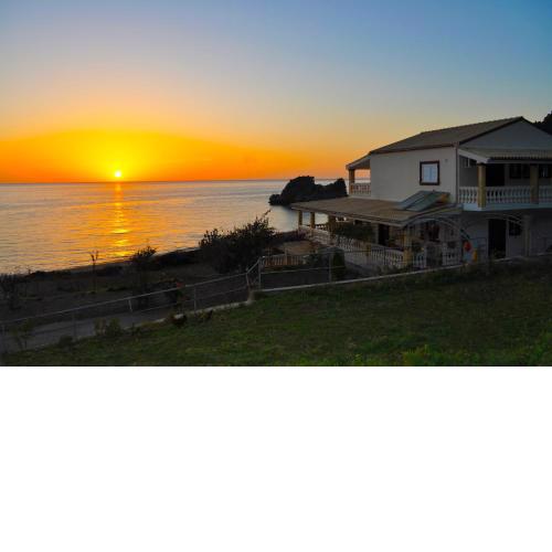 Beachfront House Tolis - Pelekas Beach