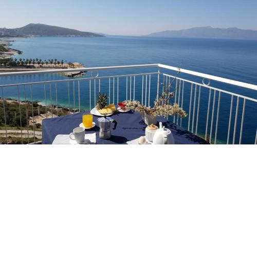 Beachfront Luxe Apartment Sarande