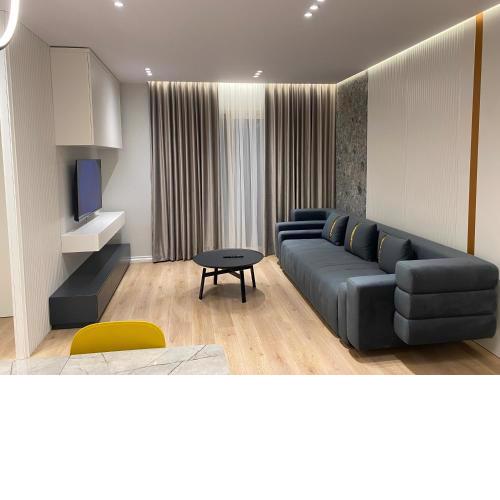 Beachfront Luxury 2Bedroom Vlora Promenade free parking