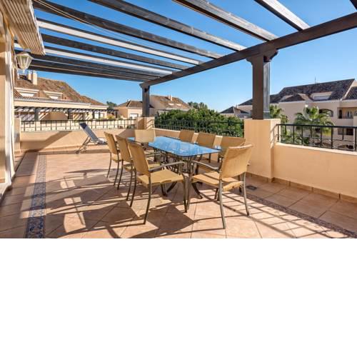 Beachfront Penthouse Elviria Playa by Rafleys