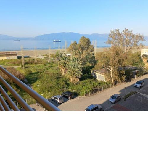 Beachfront Seaview Apartment