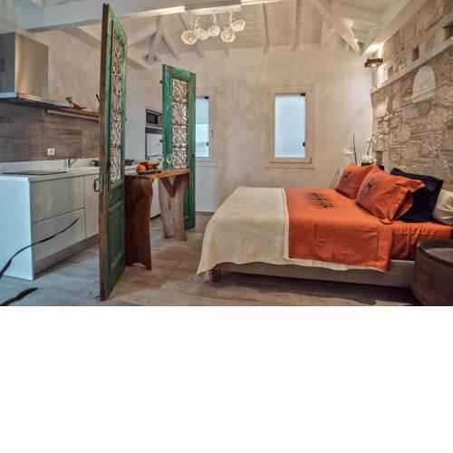 BEACHFRONT SUITE AIKATERINI