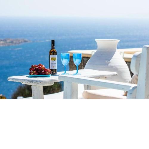 Beachfront Villa Giovanna - Premium Location & Jacuzzi