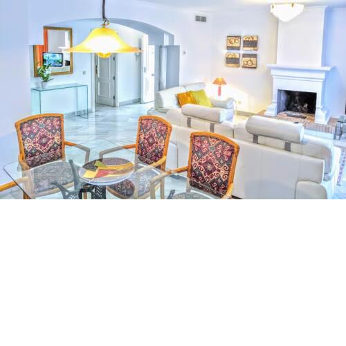 Beachside Pearl Beach Elviria