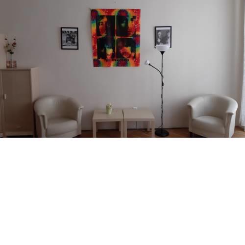 Beatle Apartment Hollo