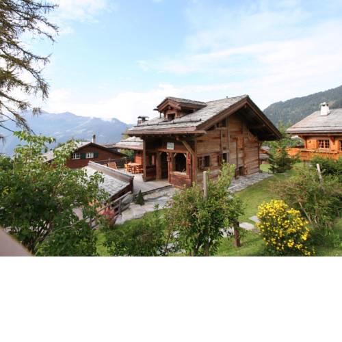 Beauitful Chalet with Jacuzzi in Verbier in Ski Area