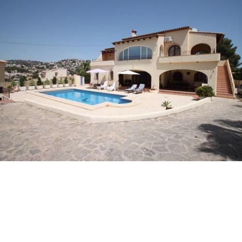 Beaulieu - holiday home with private swimming pool in Moraira