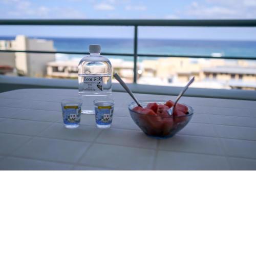 Beautiful 2 bedrooms sea view apartment