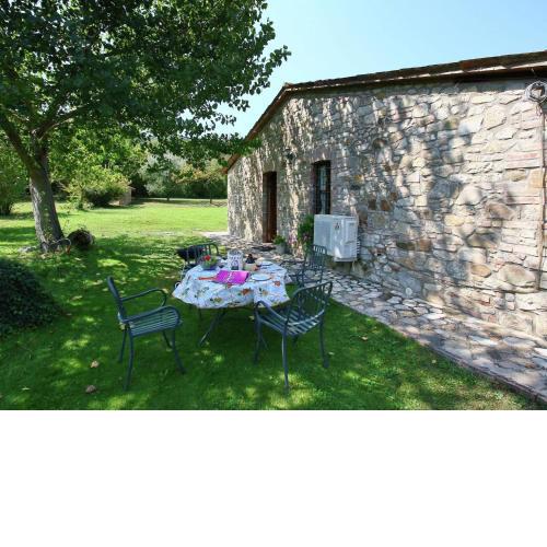 Beautiful 4 bed detached house in the middle of the estate