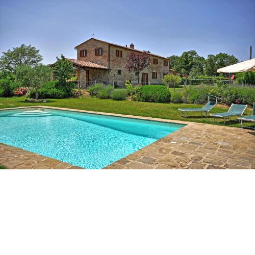 Beautiful 8 pax Villa in Cortona private pool