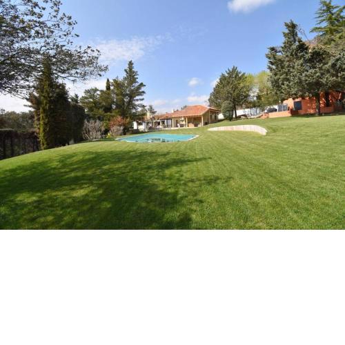Beautiful and quiet Villa in Madrid