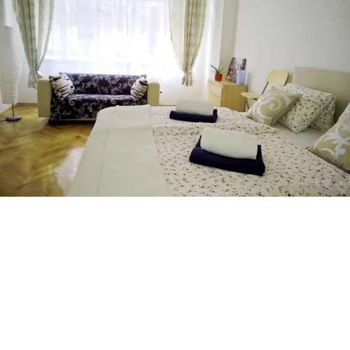 Beautiful apartment, 5 minutes to the center. 80m2