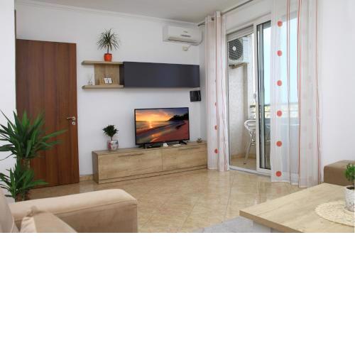 Beautiful apartment at Port Side!