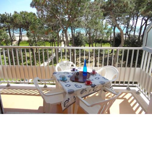 Beautiful apartment for 4 people, facing the sea
