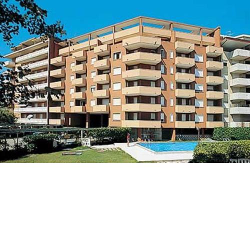 Beautiful Apartment For 5 People-swimming Pool-ac