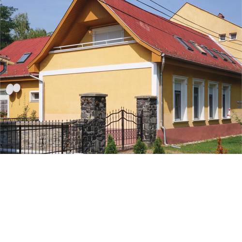Beautiful apartment in Badacsonytomaj w/ 2 Bedrooms