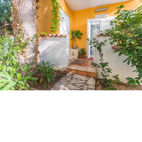Beautiful apartment in Biograd na moru w/
