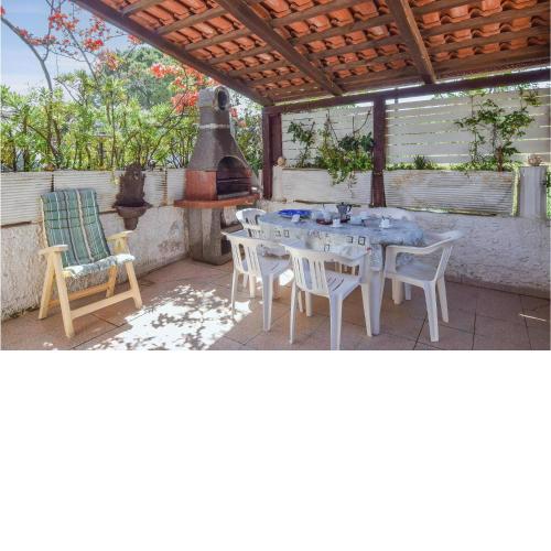 Beautiful apartment in BRIATICO with WiFi and 2 Bedrooms