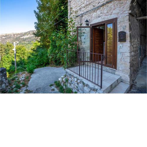 Beautiful Apartment In Caramanico Terme With 4 Bedrooms