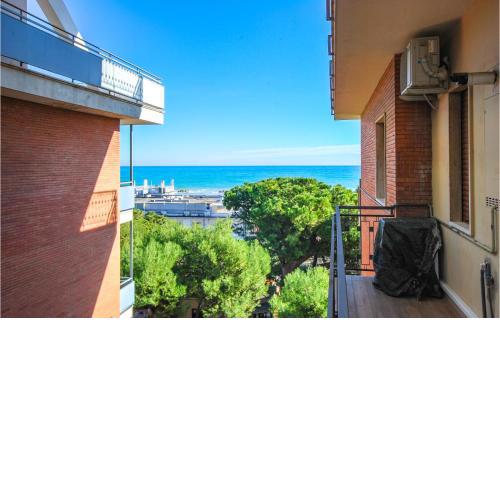 Beautiful apartment in Grottammare with WiFi and 1 Bedrooms