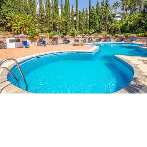 Beautiful apartment in Marbella w/ Outdoor swimming pool, Outdoor swimming pool and 2 Bedrooms