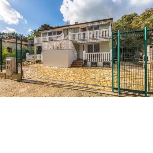 Beautiful apartment in Pavicini w/ 1 Bedrooms