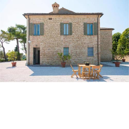 Beautiful apartment in Pesaro with 2 Bedrooms
