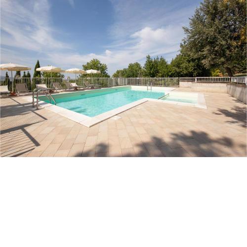Beautiful apartment in Pieve di Santa Luce with 1 Bedrooms, WiFi and Outdoor swimming pool