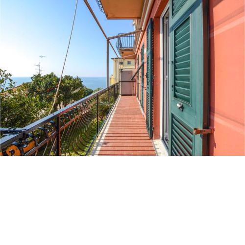 Beautiful apartment in Recco-Camogli with WiFi and 1 Bedrooms