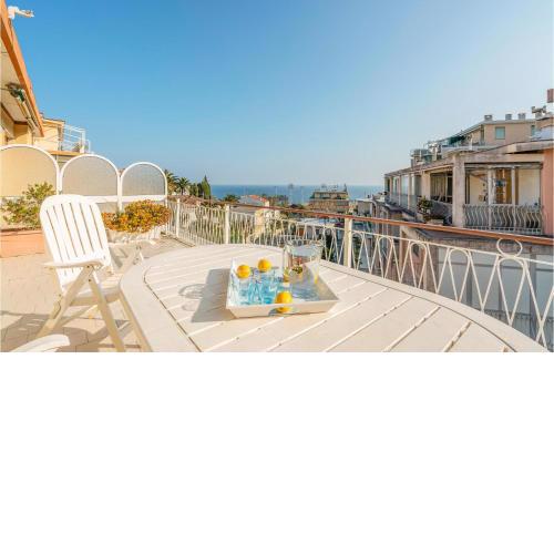 Beautiful apartment in sanremo with Jacuzzi, 2 Bedrooms and WiFi