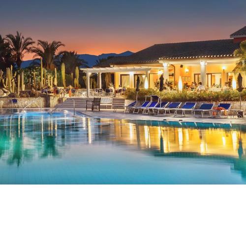 Beautiful apartment in Sardegna with swimming pool