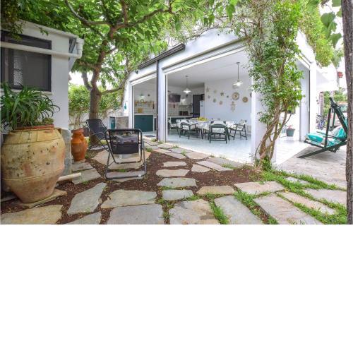 Beautiful apartment in Specchiolla with 2 Bedrooms and WiFi