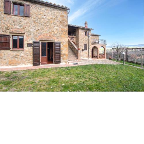 Beautiful apartment in Volterra with WiFi and 2 Bedrooms