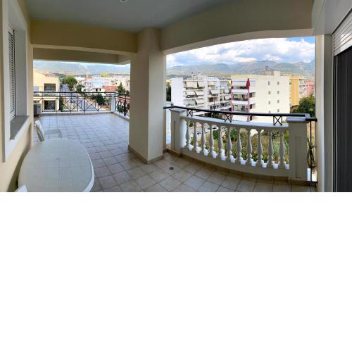 beautiful apartment near the beach