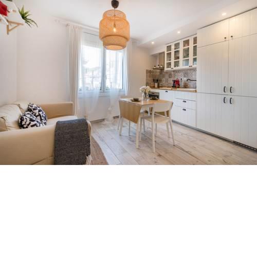 Beautiful apartment stylish village house @ Center Cadaqués