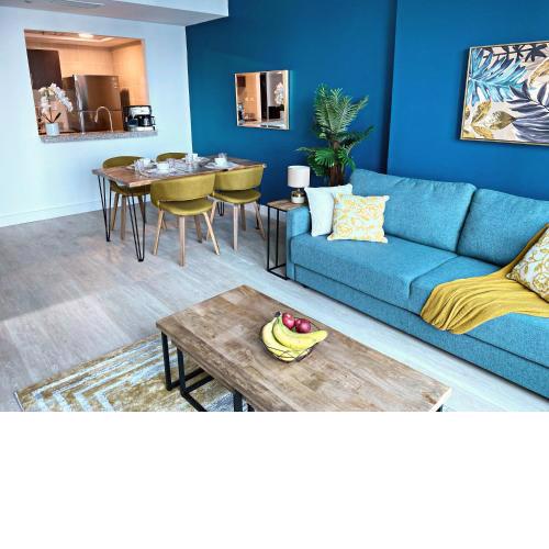 Beautiful Close to Beach Dubai Marina Apartment