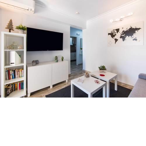 Beautiful holiday apartment in Puerto Marina