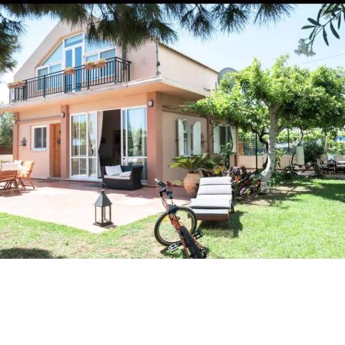 Beautiful Holiday Home in Gerani with Private Garden