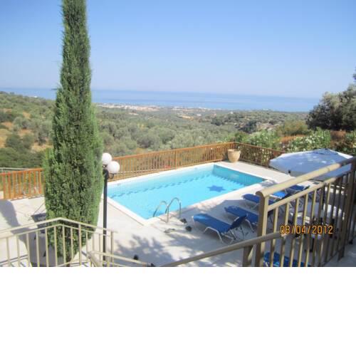Beautiful Holiday house for 10 persons, with swimming pool