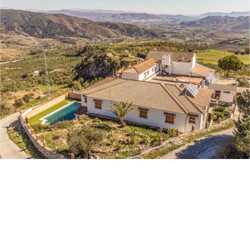 Beautiful home in Casarabonela with WiFi, Outdoor swimming pool and 2 Bedrooms