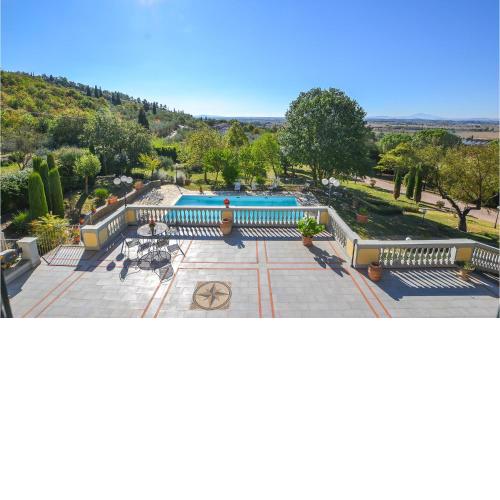 Beautiful home in Castiglion Fiorentino with 4 Bedrooms, WiFi and Outdoor swimming pool