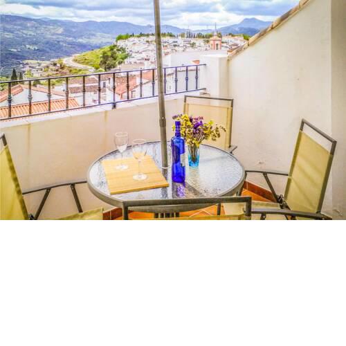 Beautiful home in Cortes de la Frontera w/ Outdoor swimming pool and 3 Bedrooms