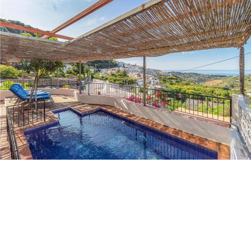 Beautiful home in Frigiliana with Outdoor swimming pool, WiFi and 2 Bedrooms