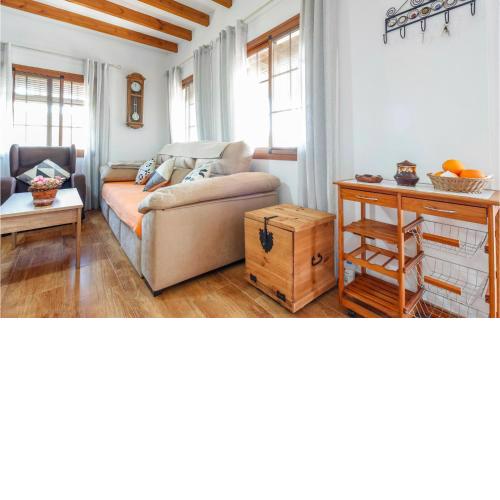 Beautiful home in Frigiliana with WiFi, Outdoor swimming pool and 3 Bedrooms