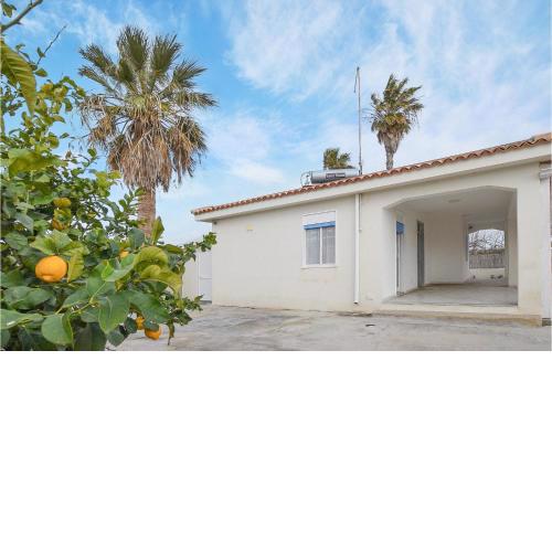 Beautiful home in Ispica with WiFi and 3 Bedrooms