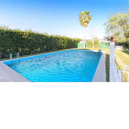 Beautiful home in Los Palacios w/ Outdoor swimming pool, Outdoor swimming pool and 3 Bedrooms
