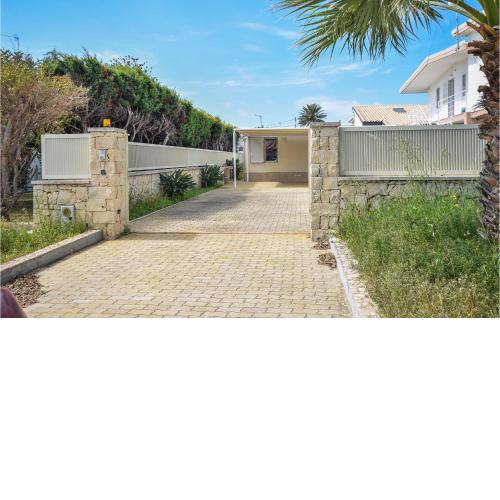Beautiful Home In Plaja Grande With Wifi And 2 Bedrooms